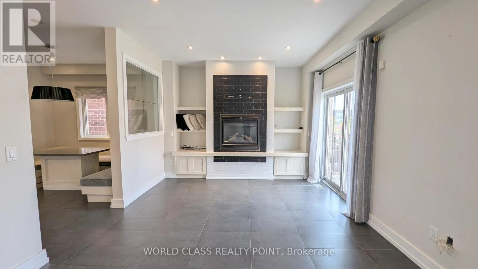 22 GESHER CRESCENT