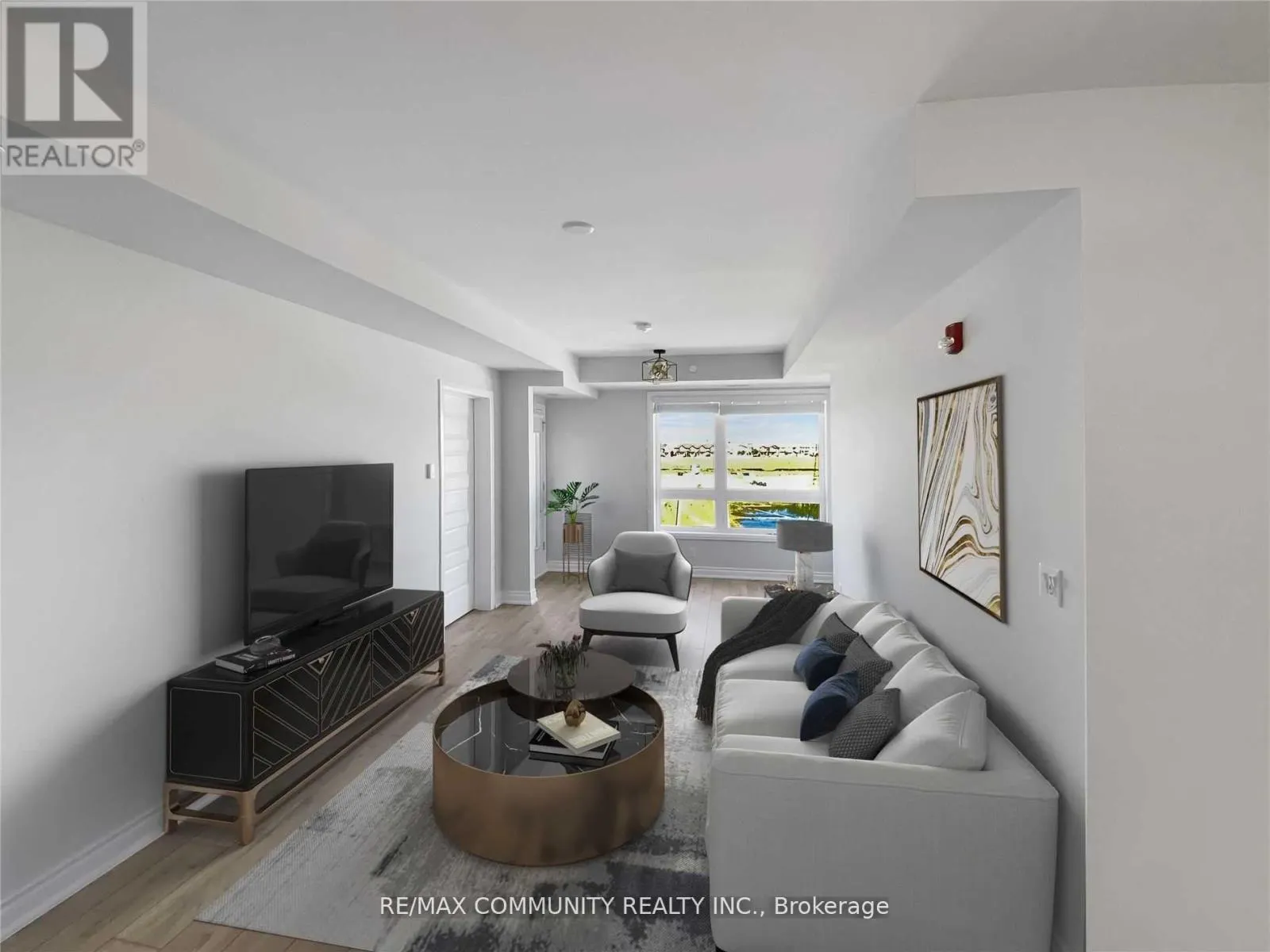413 - 58 ADAM SELLERS STREET E