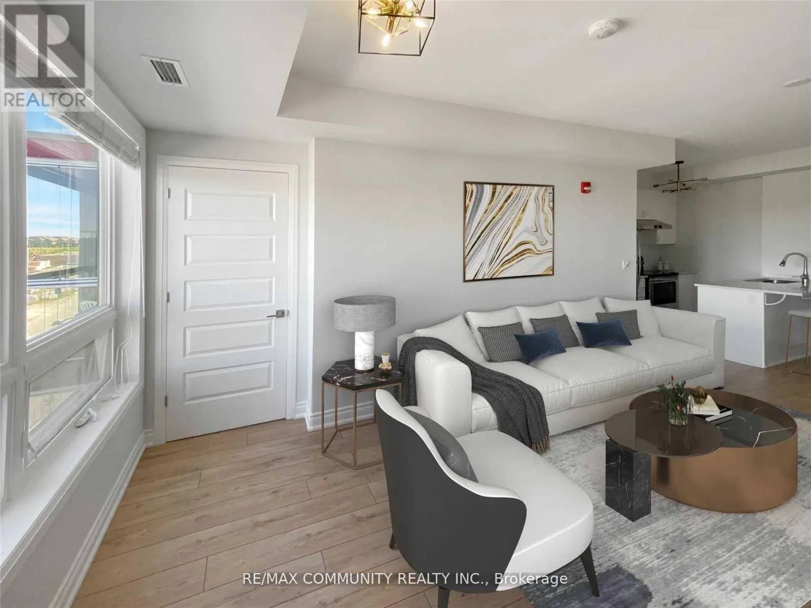 413 - 58 ADAM SELLERS STREET E