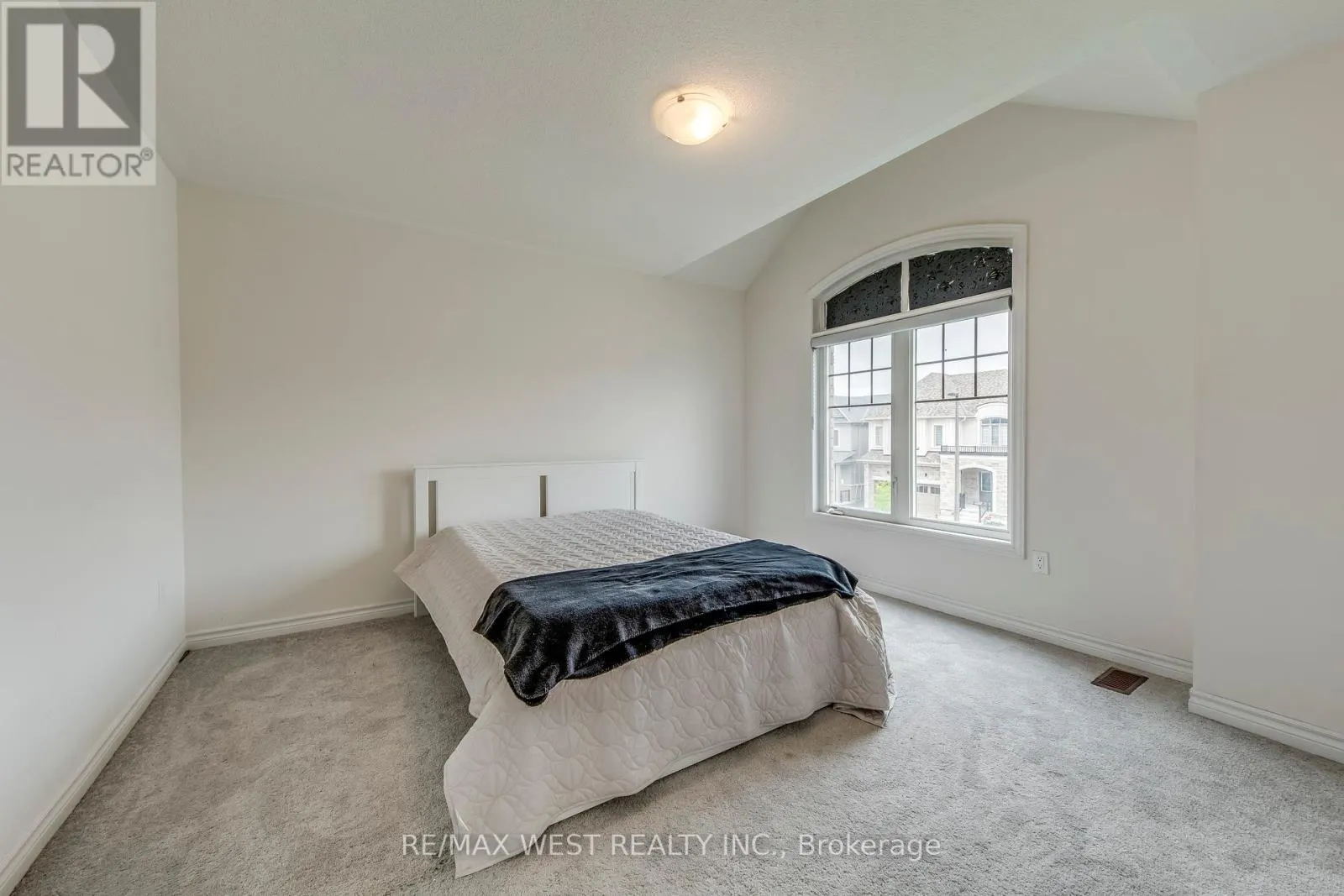 286 DANNY WHEELER BOULEVARD