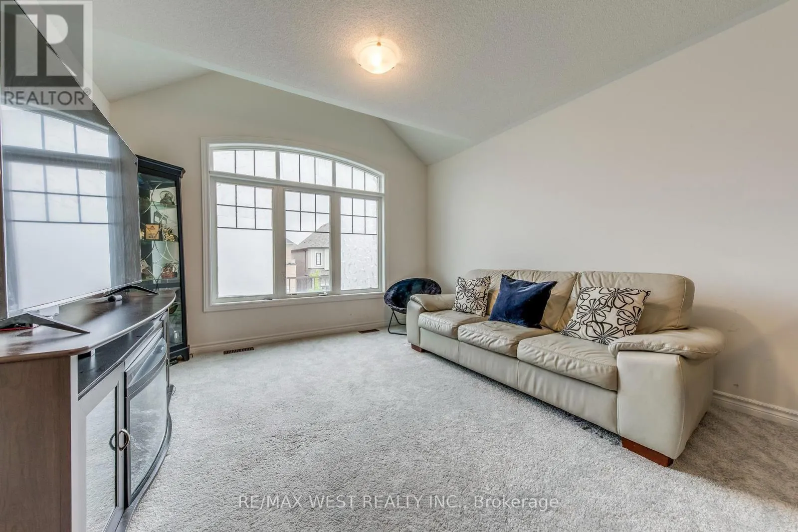 286 DANNY WHEELER BOULEVARD