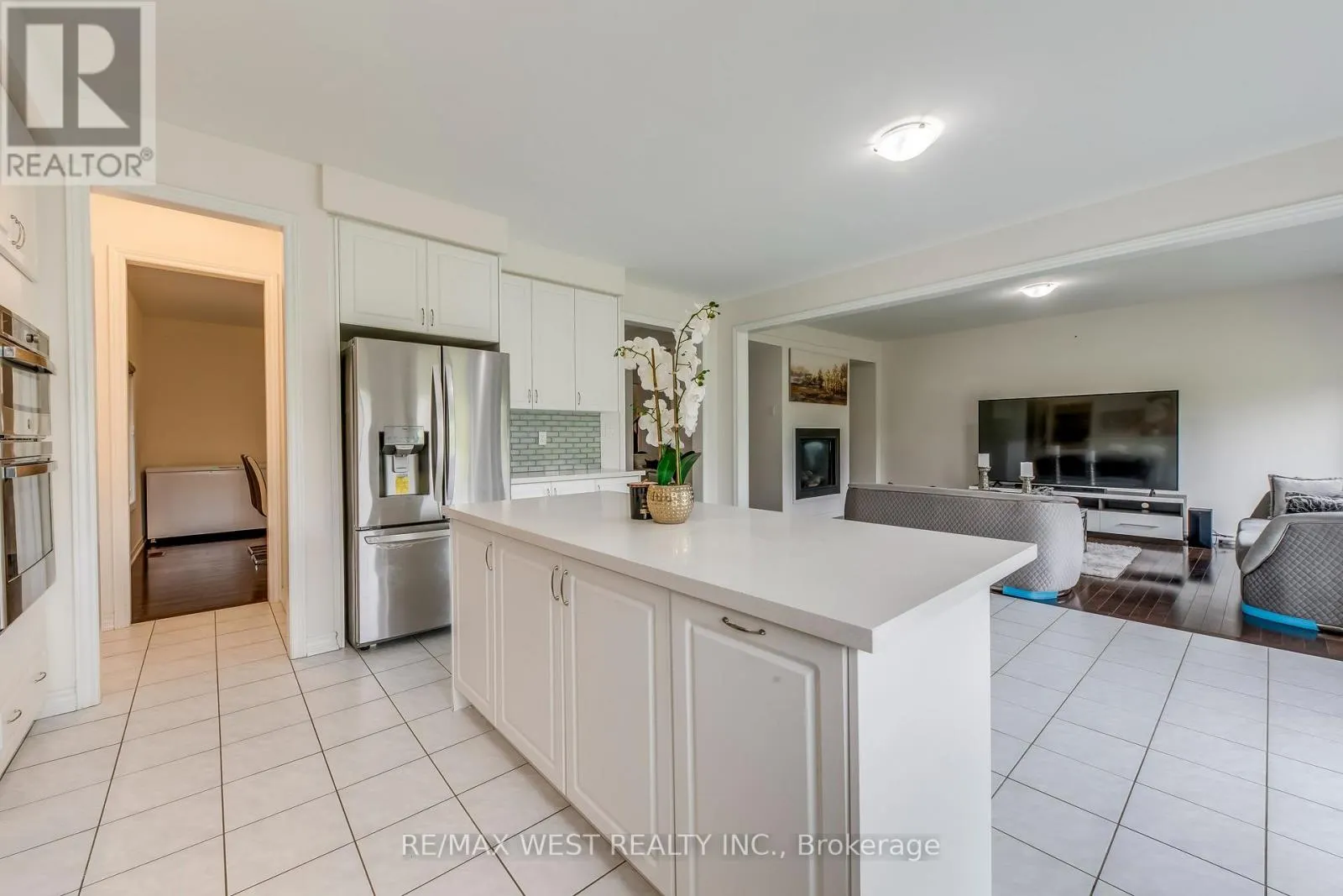 286 DANNY WHEELER BOULEVARD