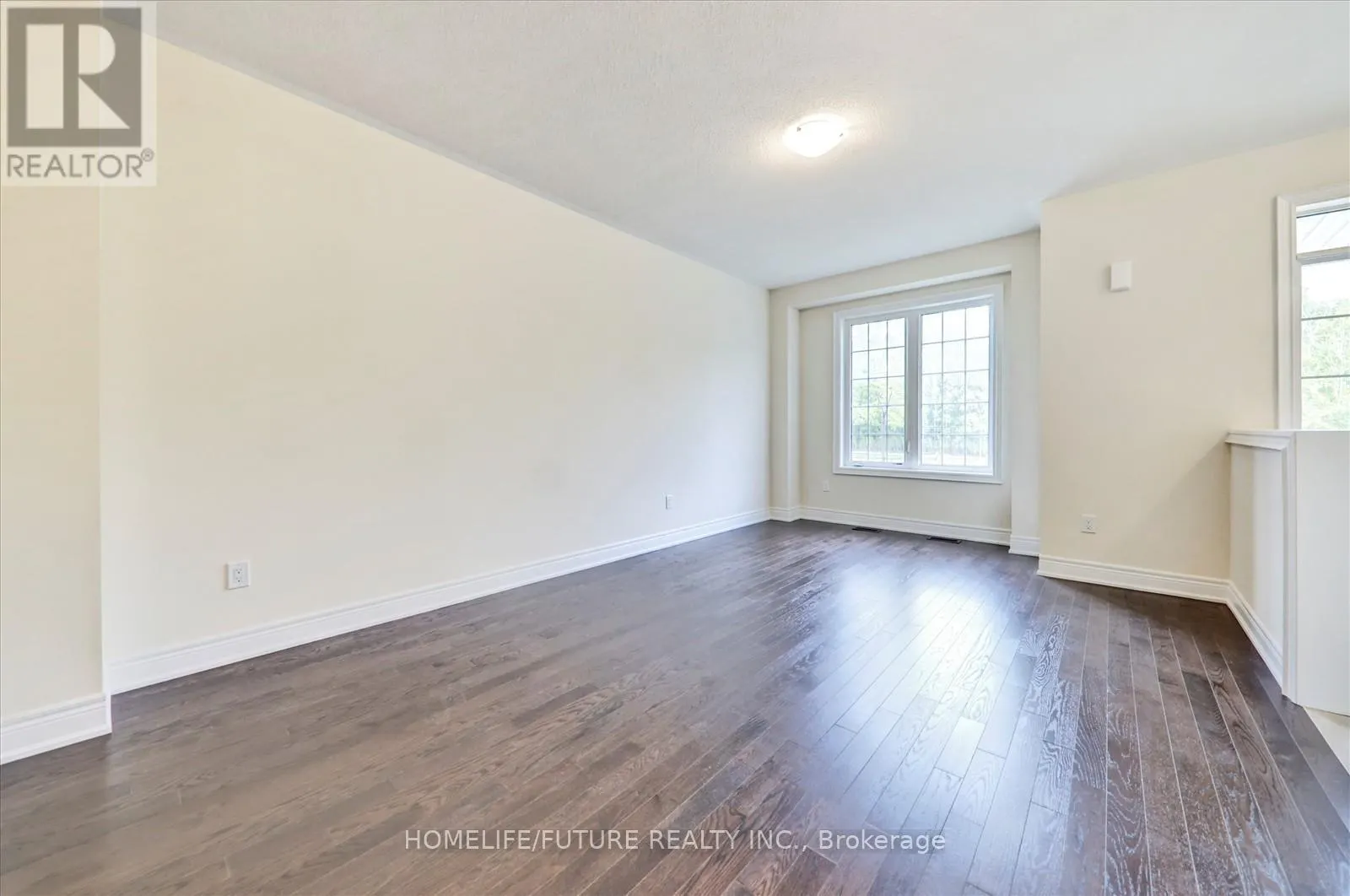 277 KIRKHAM DRIVE
