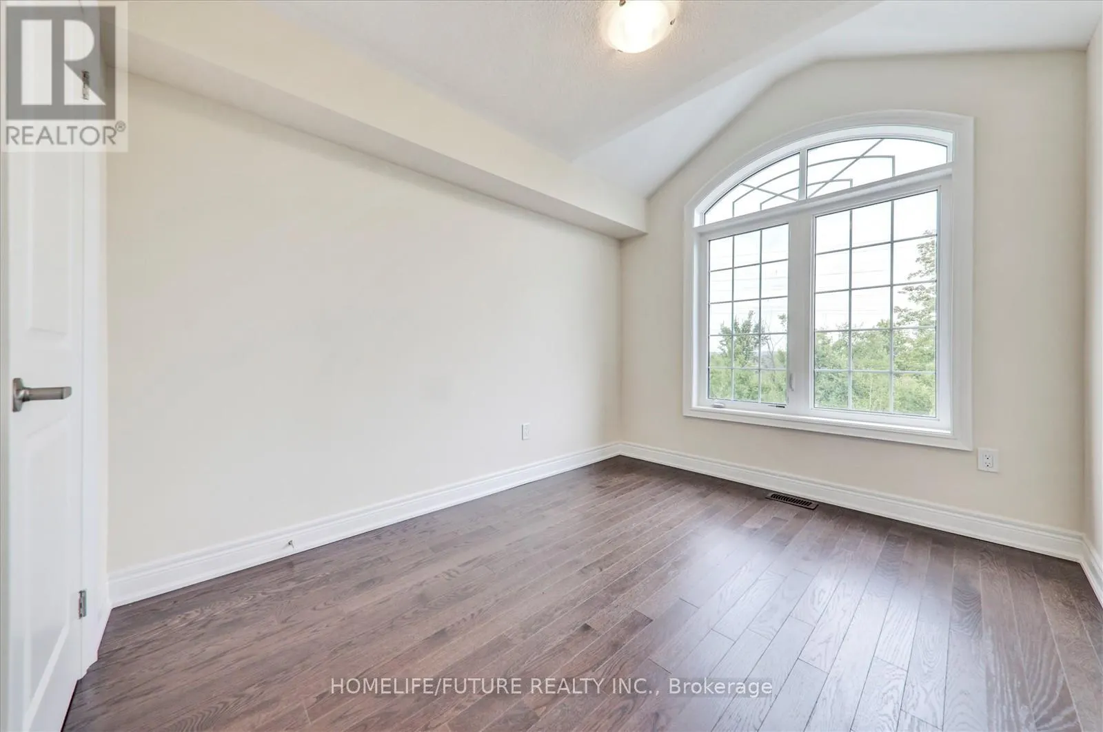 277 KIRKHAM DRIVE