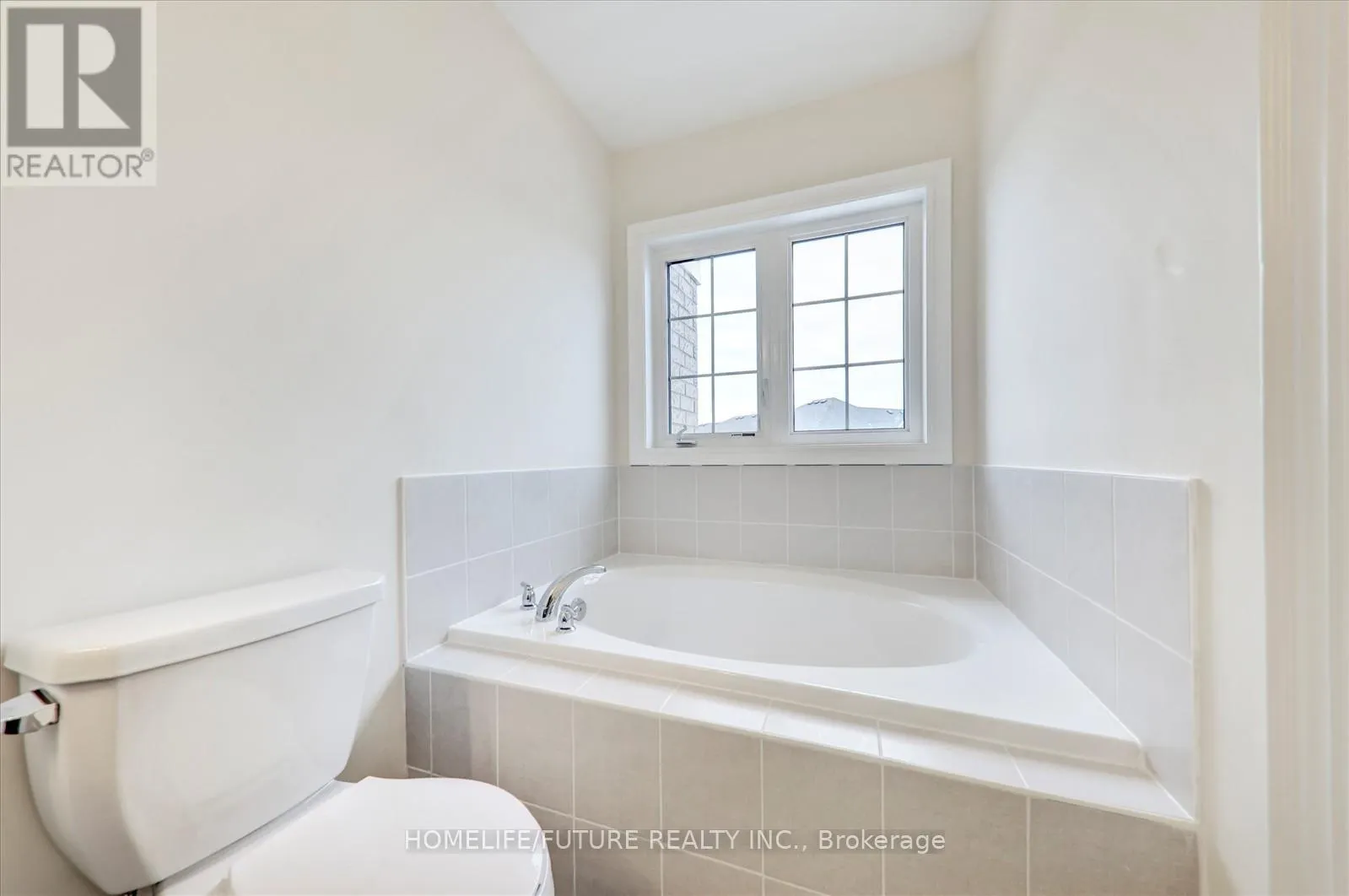 277 KIRKHAM DRIVE
