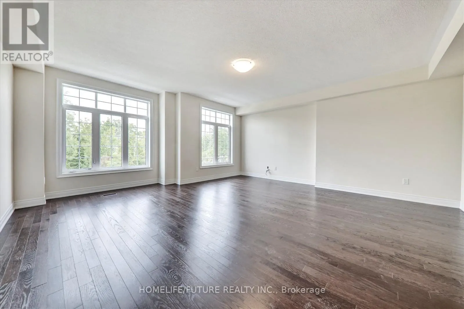 277 KIRKHAM DRIVE