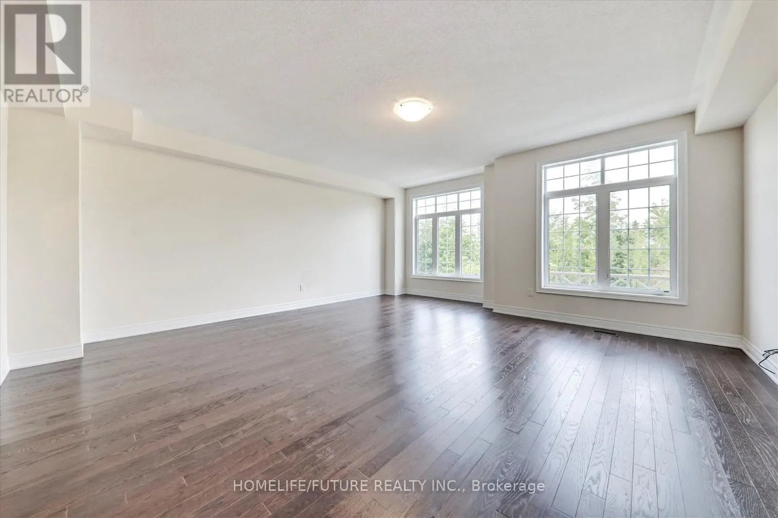 277 KIRKHAM DRIVE
