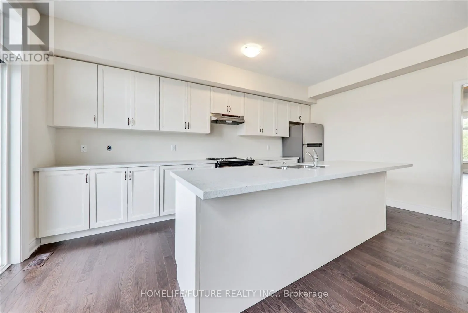 277 KIRKHAM DRIVE