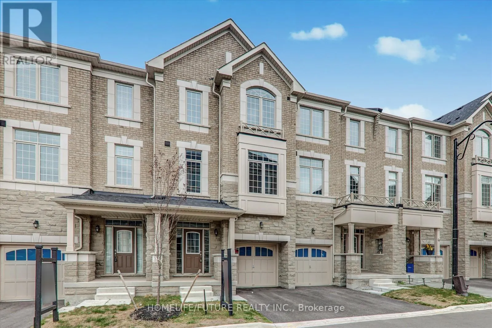 10 ANDRESS WAY