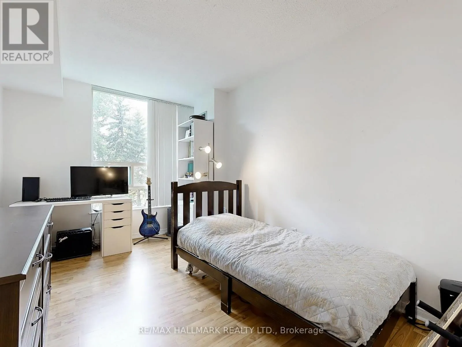223 - 7805 BAYVIEW AVENUE