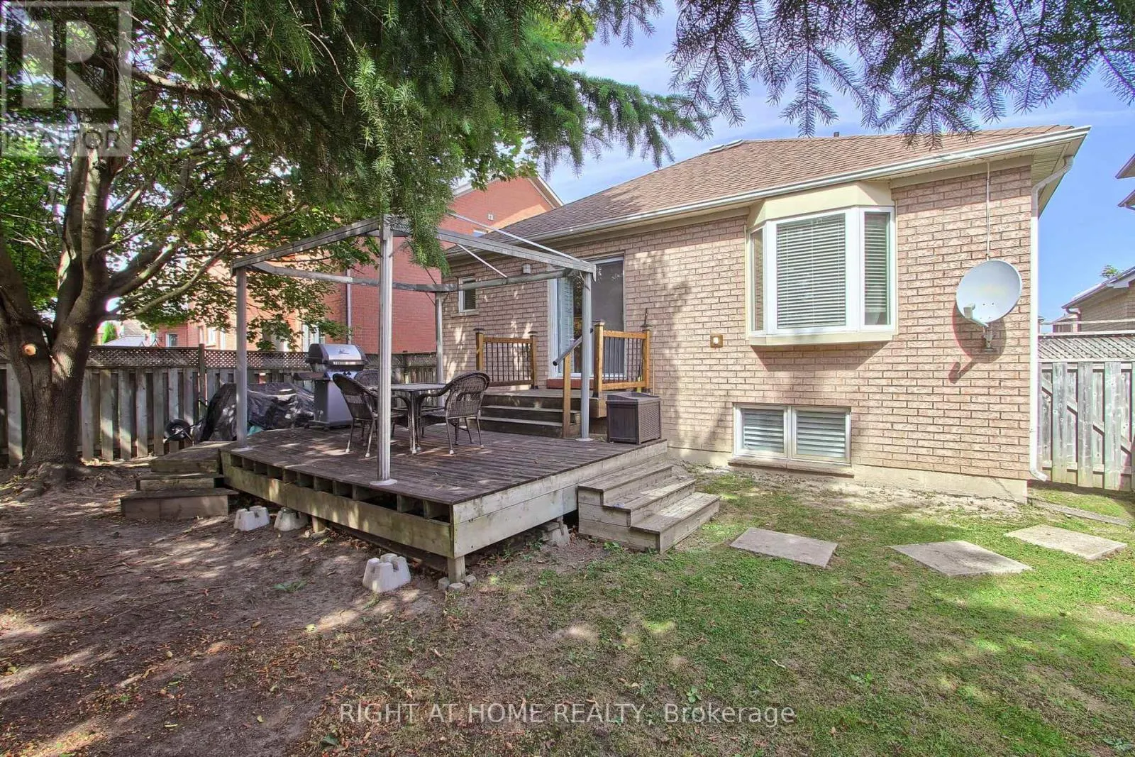 290 CLEARMEADOW BOULEVARD