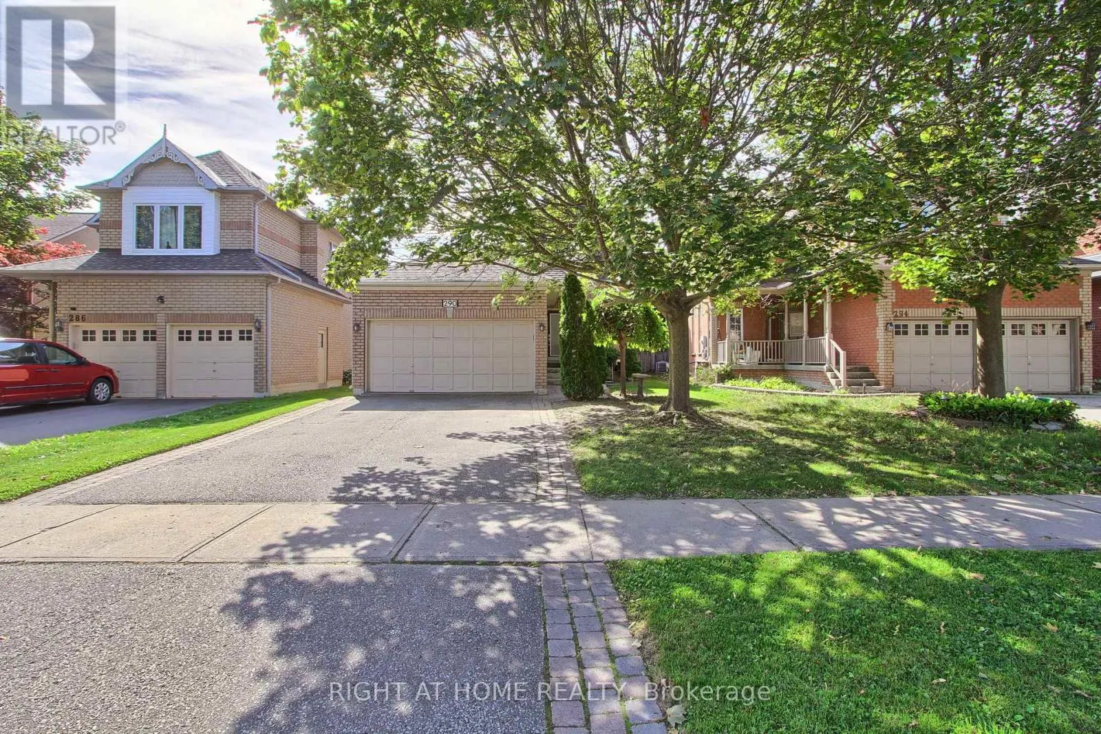 290 CLEARMEADOW BOULEVARD