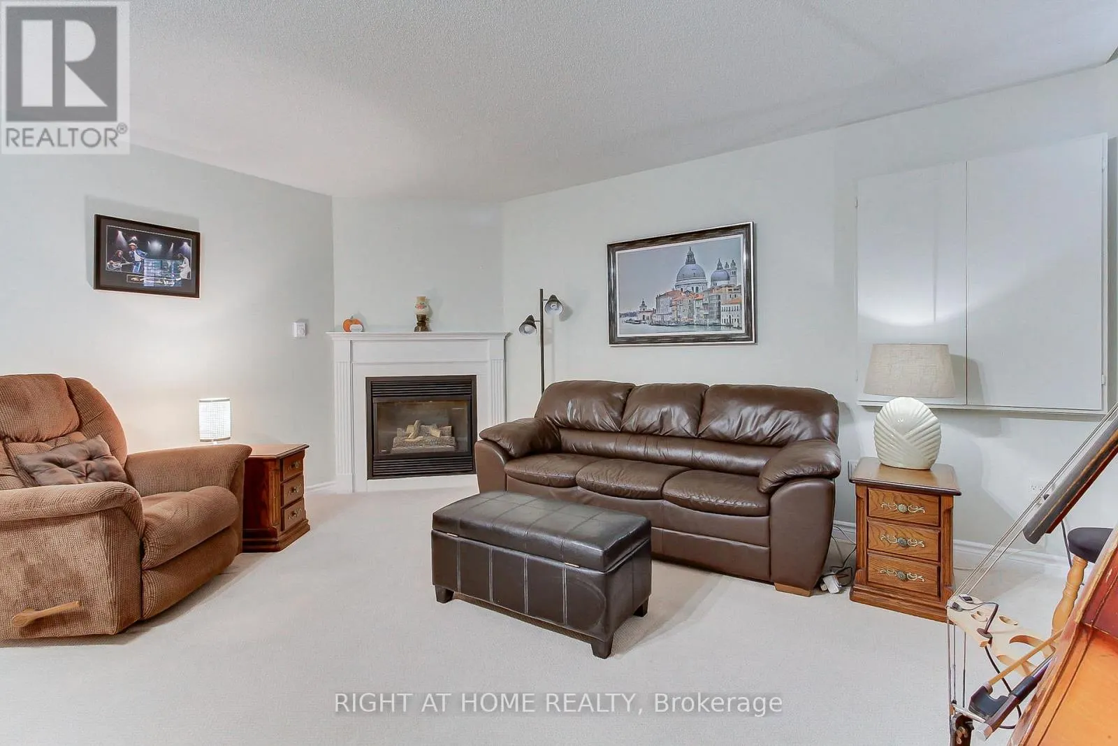 290 CLEARMEADOW BOULEVARD