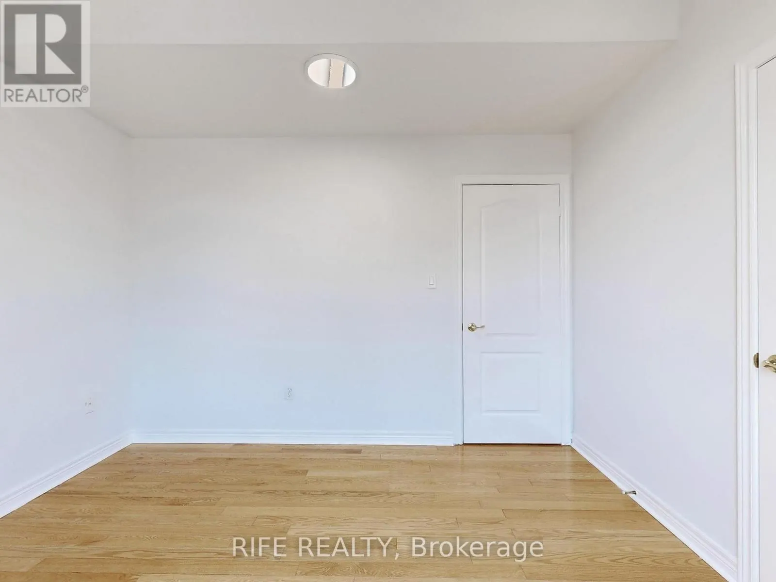 111 CYNTHIA JEAN STREET