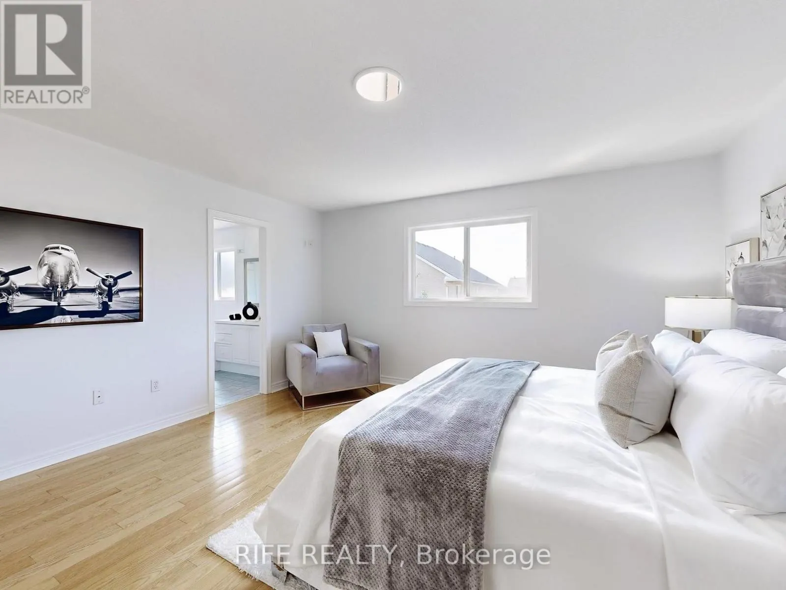 111 CYNTHIA JEAN STREET
