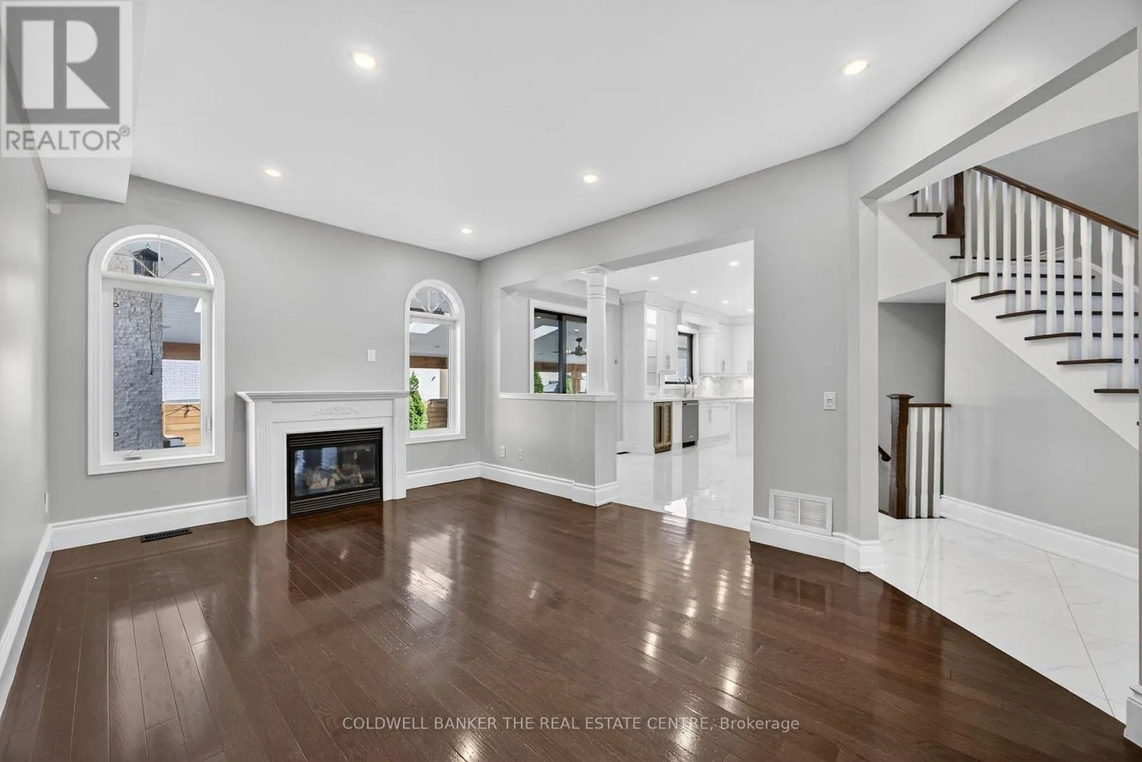 369 DOWSON LOOP