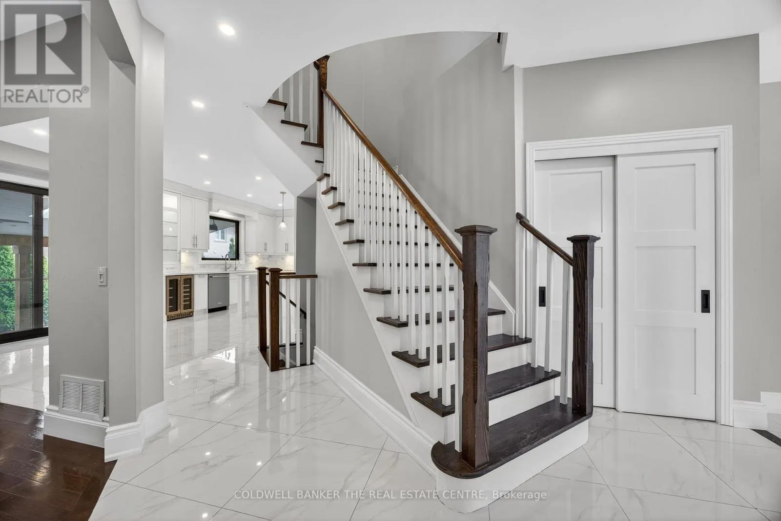 369 DOWSON LOOP
