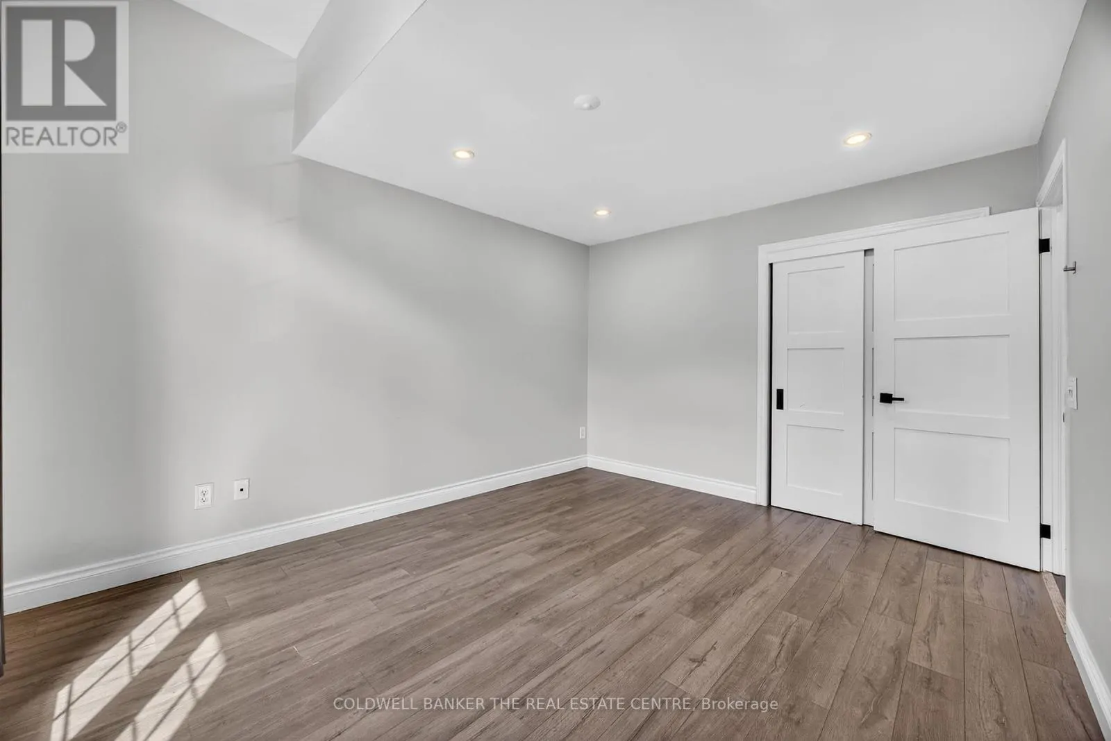 369 DOWSON LOOP
