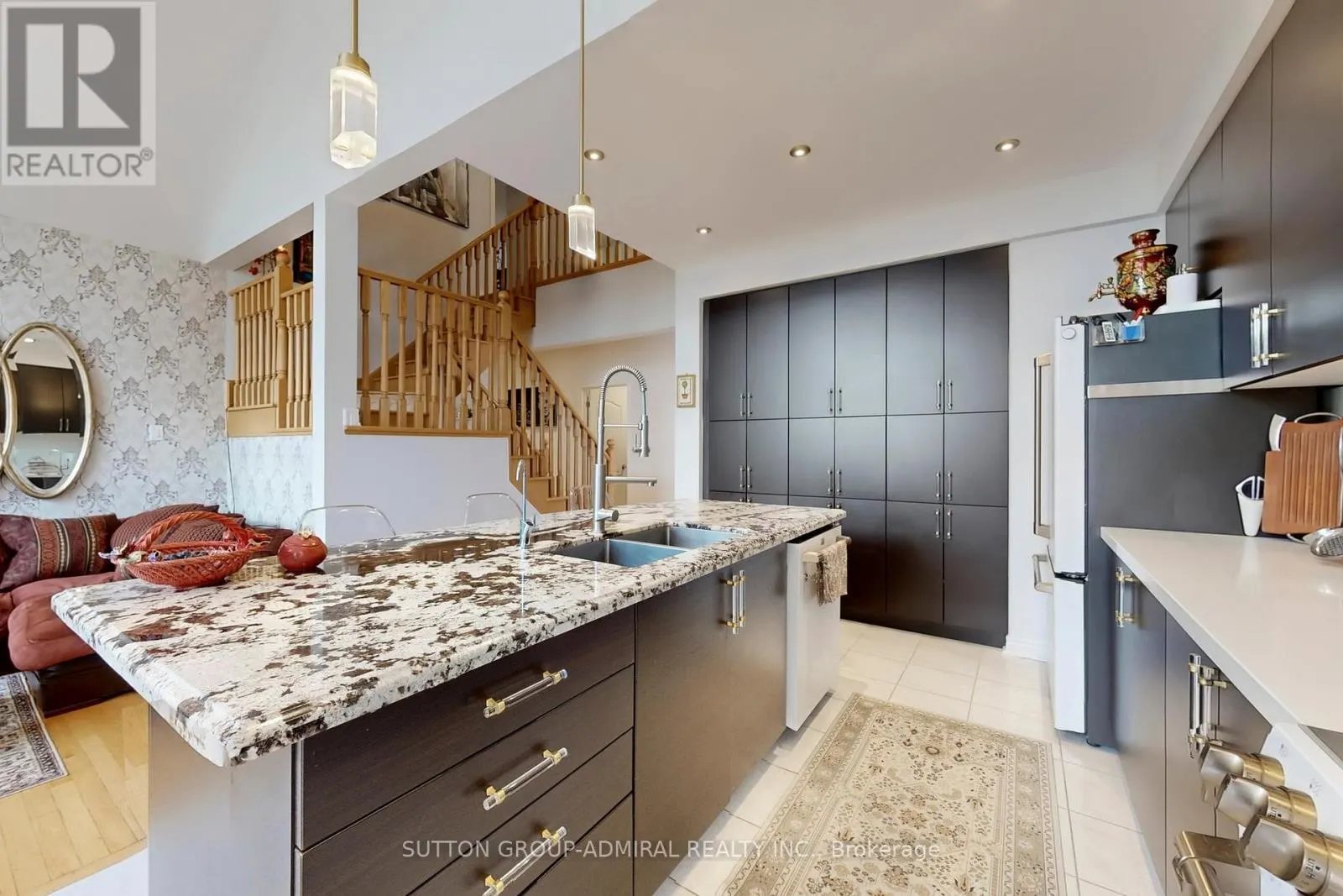 62 WATERTON WAY
