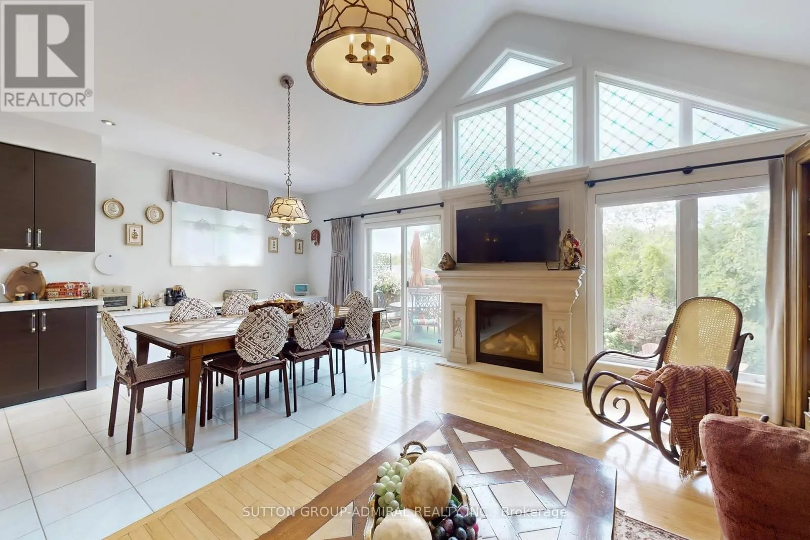 62 WATERTON WAY