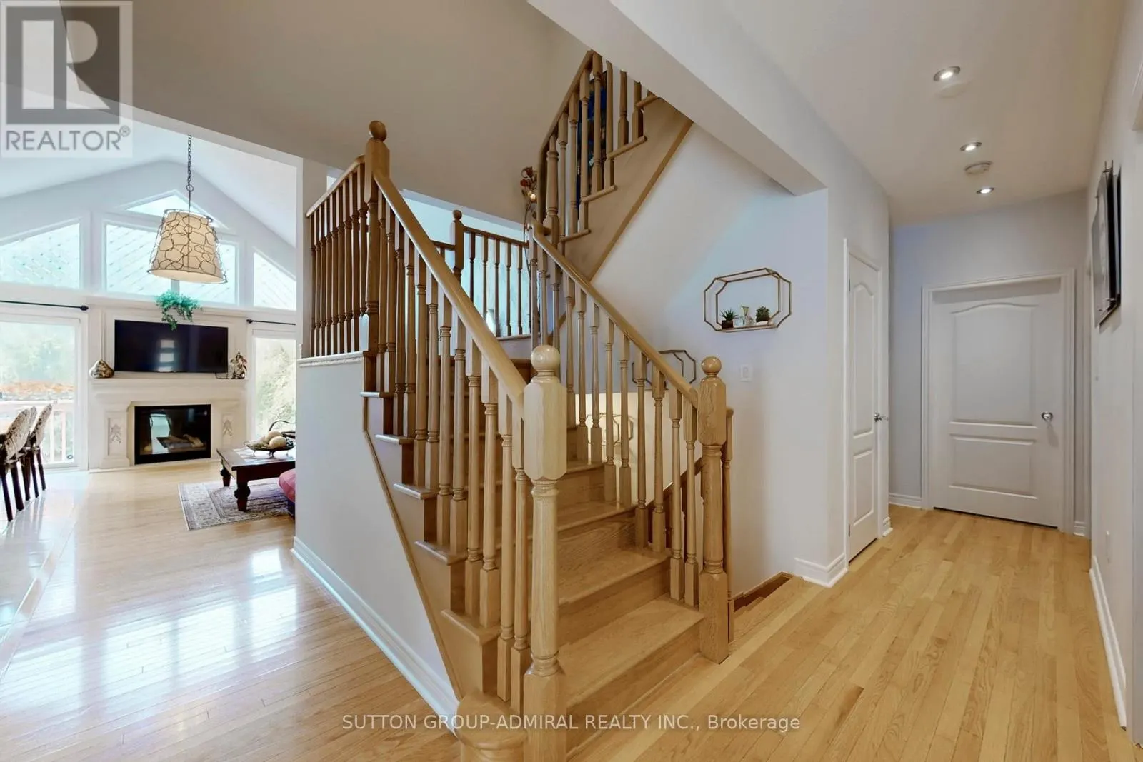 62 WATERTON WAY