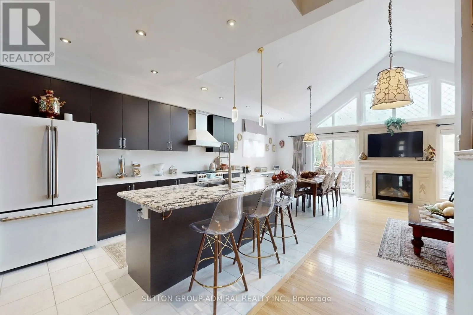 62 WATERTON WAY