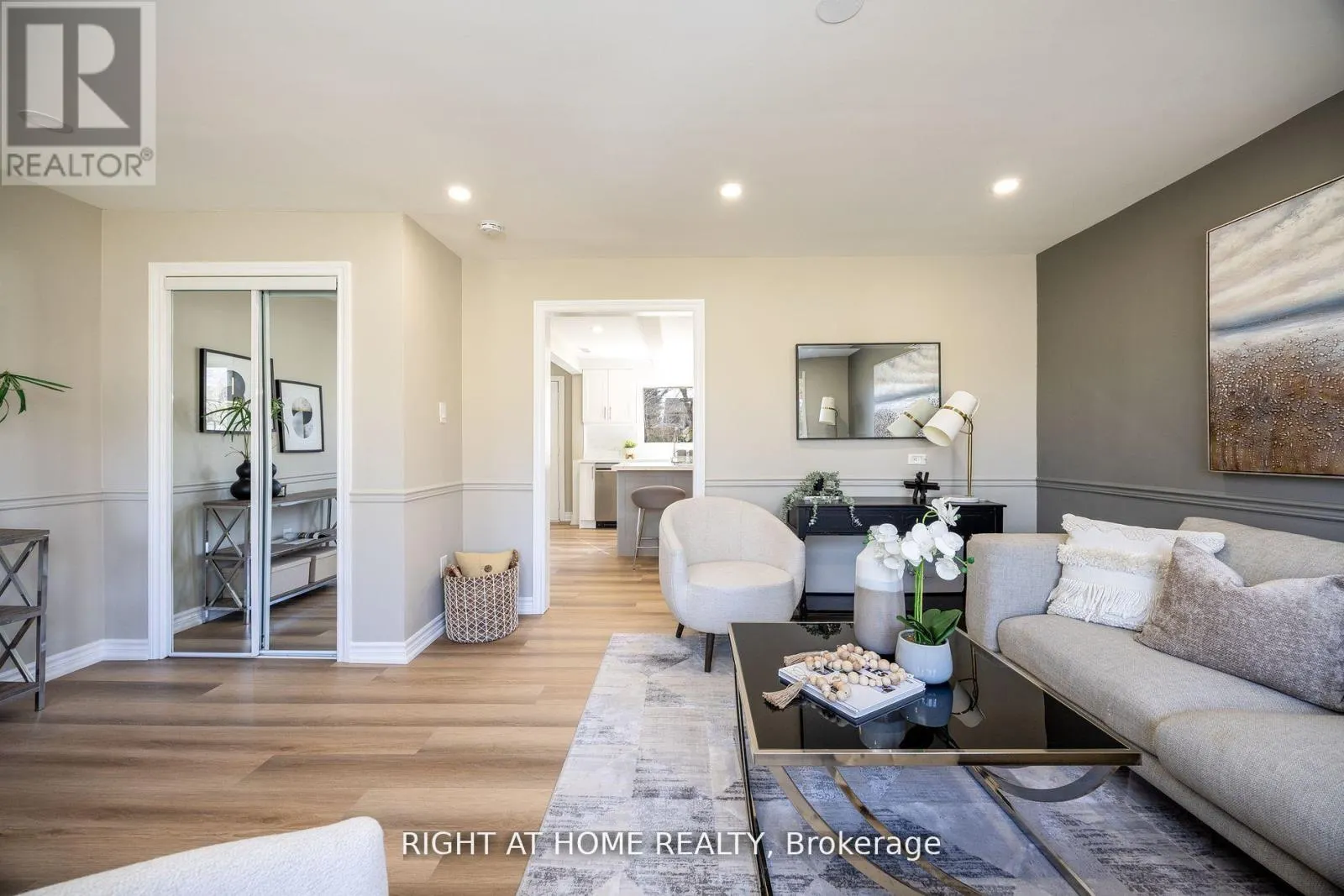15 FARR AVENUE