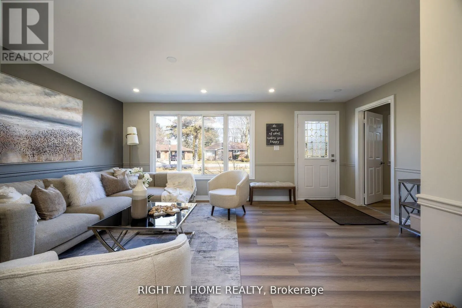 15 FARR AVENUE