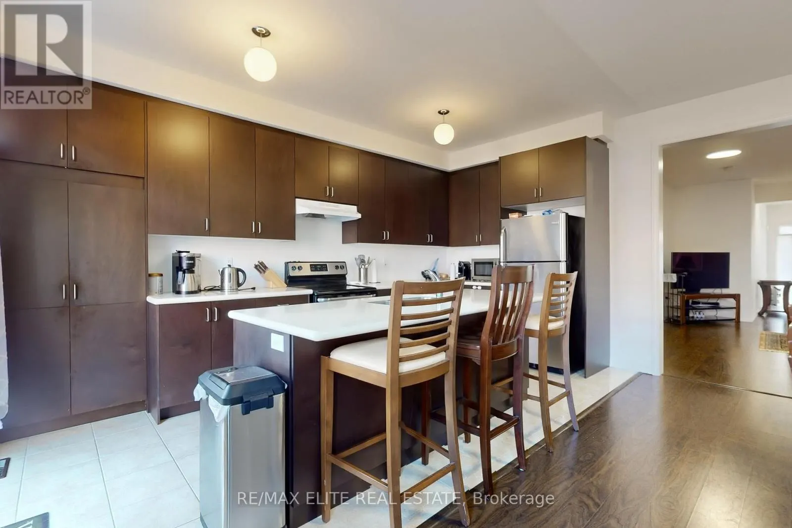 1215 MCCRON CRESCENT