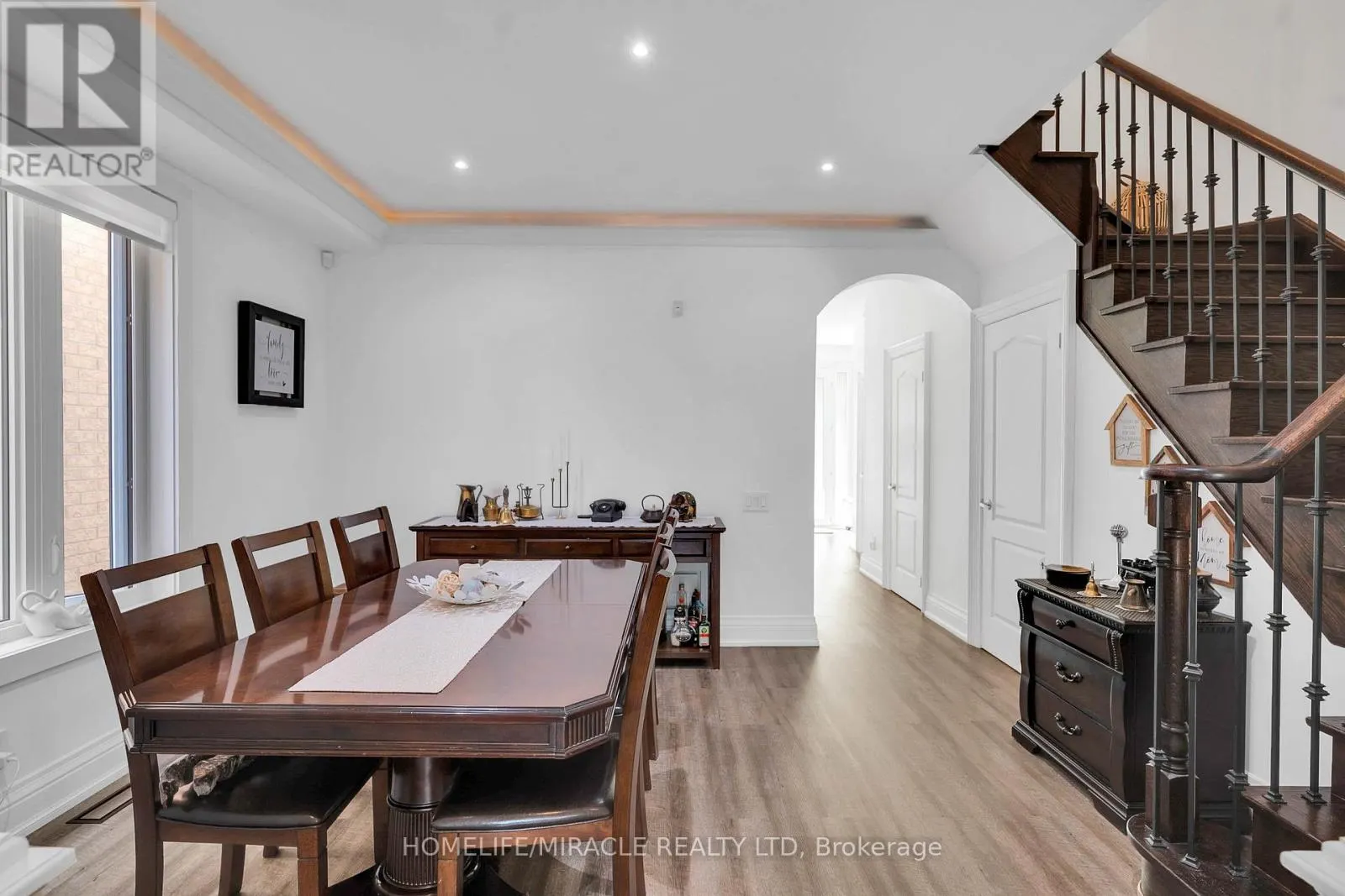 399 LADY NADIA DRIVE