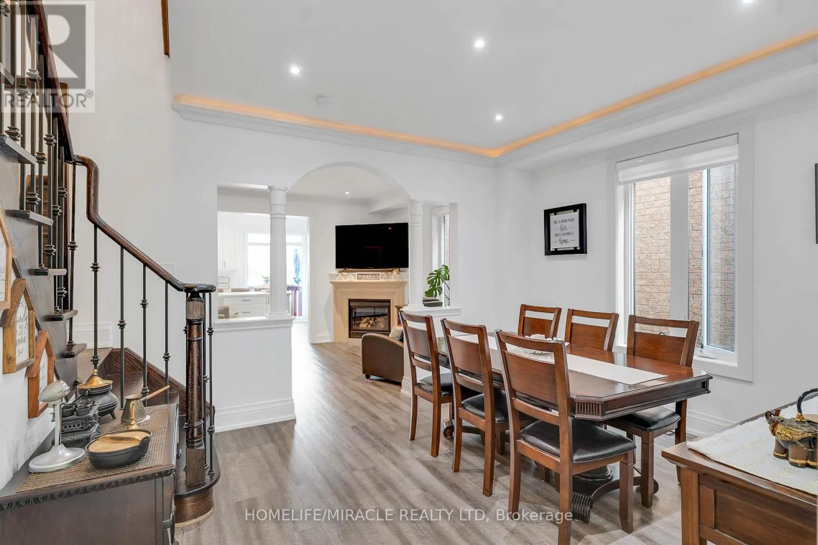 399 LADY NADIA DRIVE