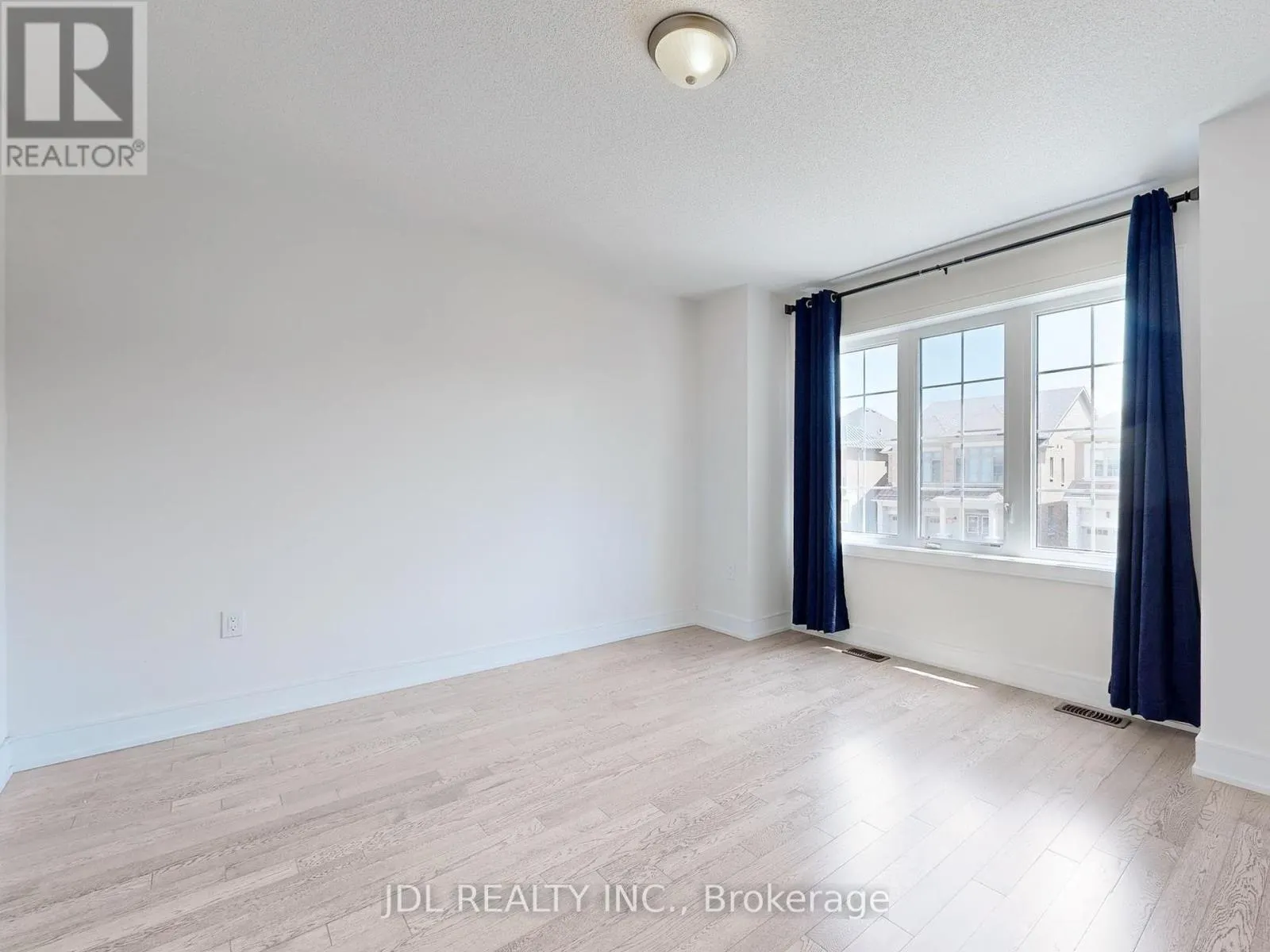 143 KENNETH ROGERS CRESCENT