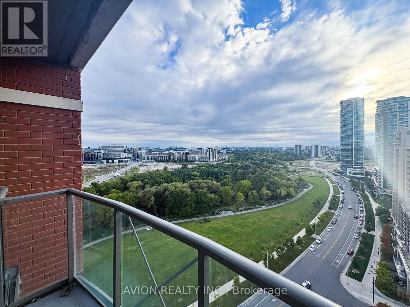 2101 - 8200 BIRCHMOUNT ROAD