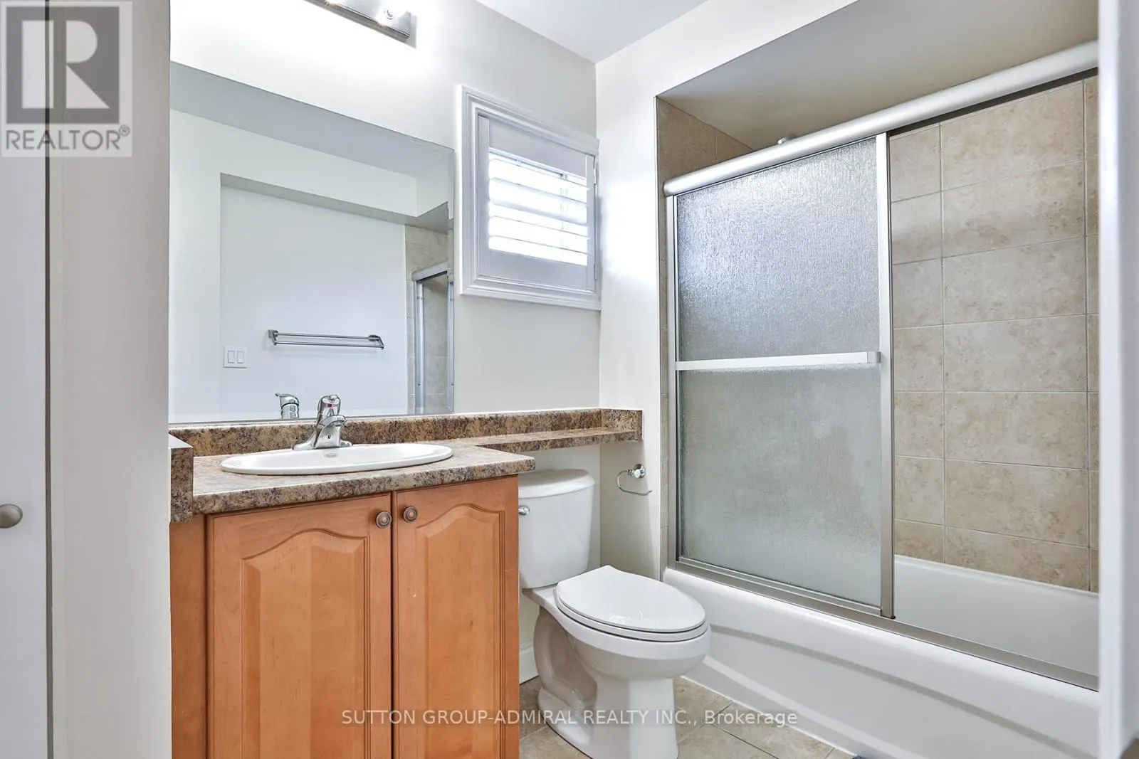 12 - 8 BRIGHTON PLACE