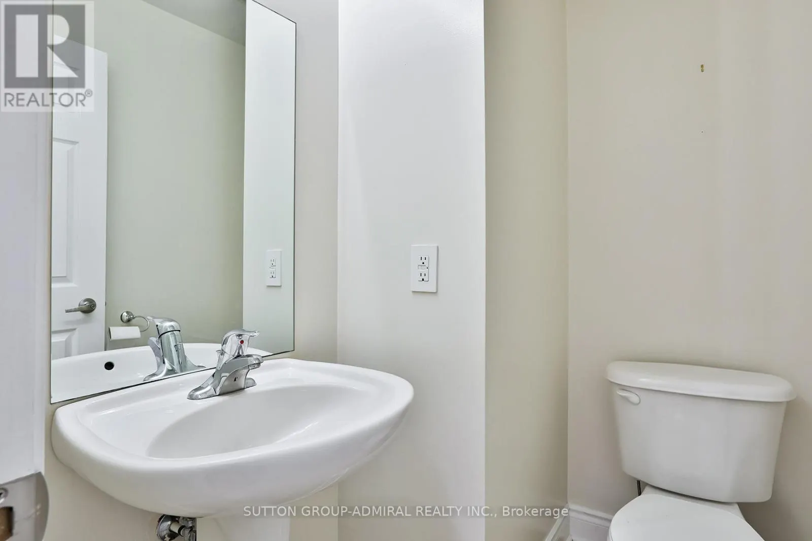 12 - 8 BRIGHTON PLACE