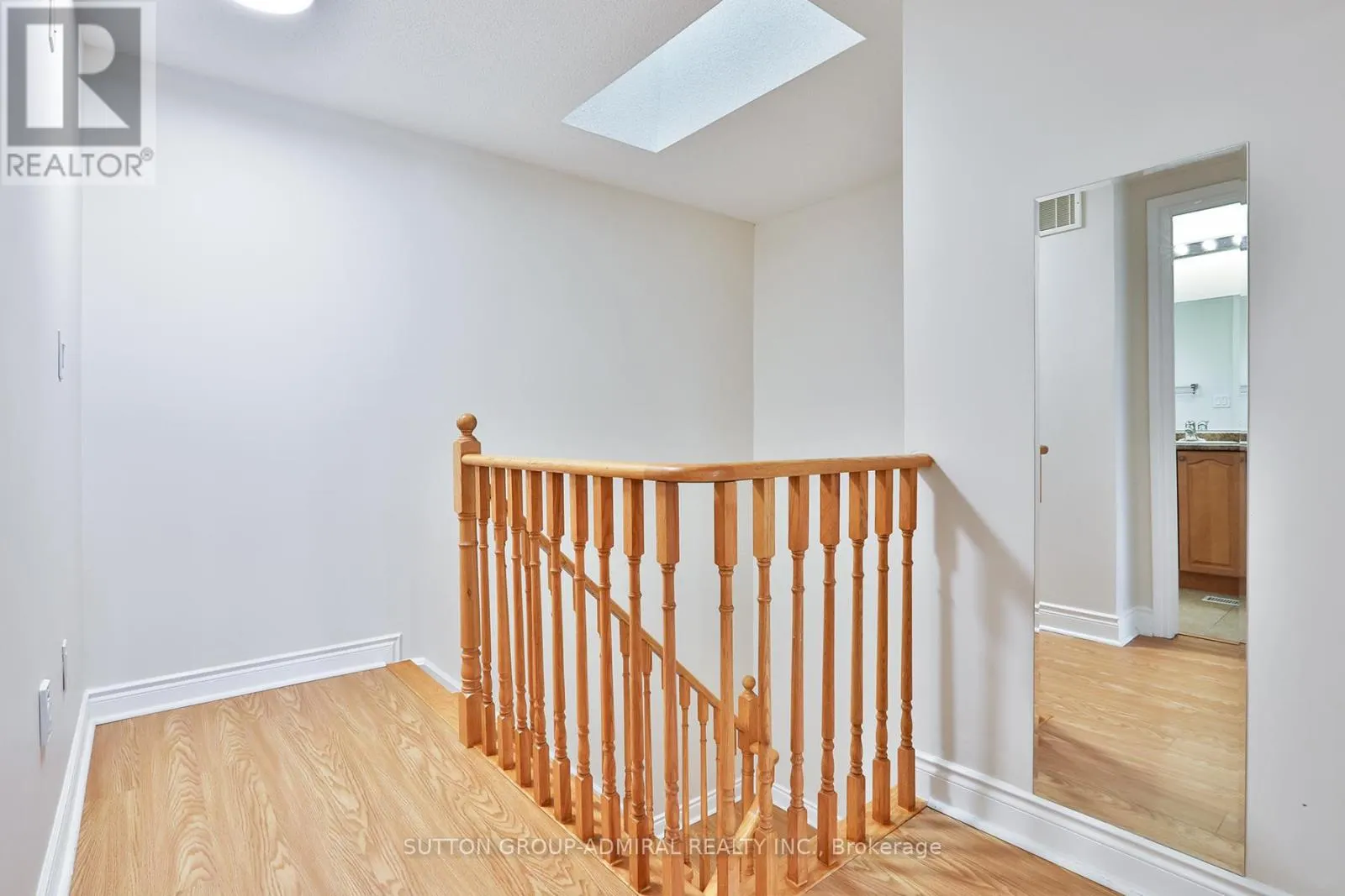 12 - 8 BRIGHTON PLACE