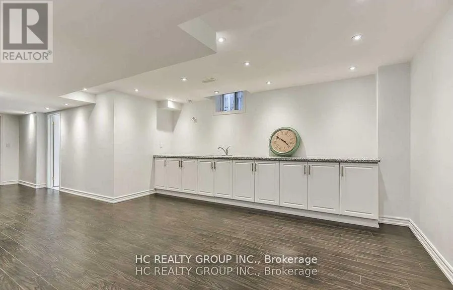 47 PHILIPS LAKE COURT