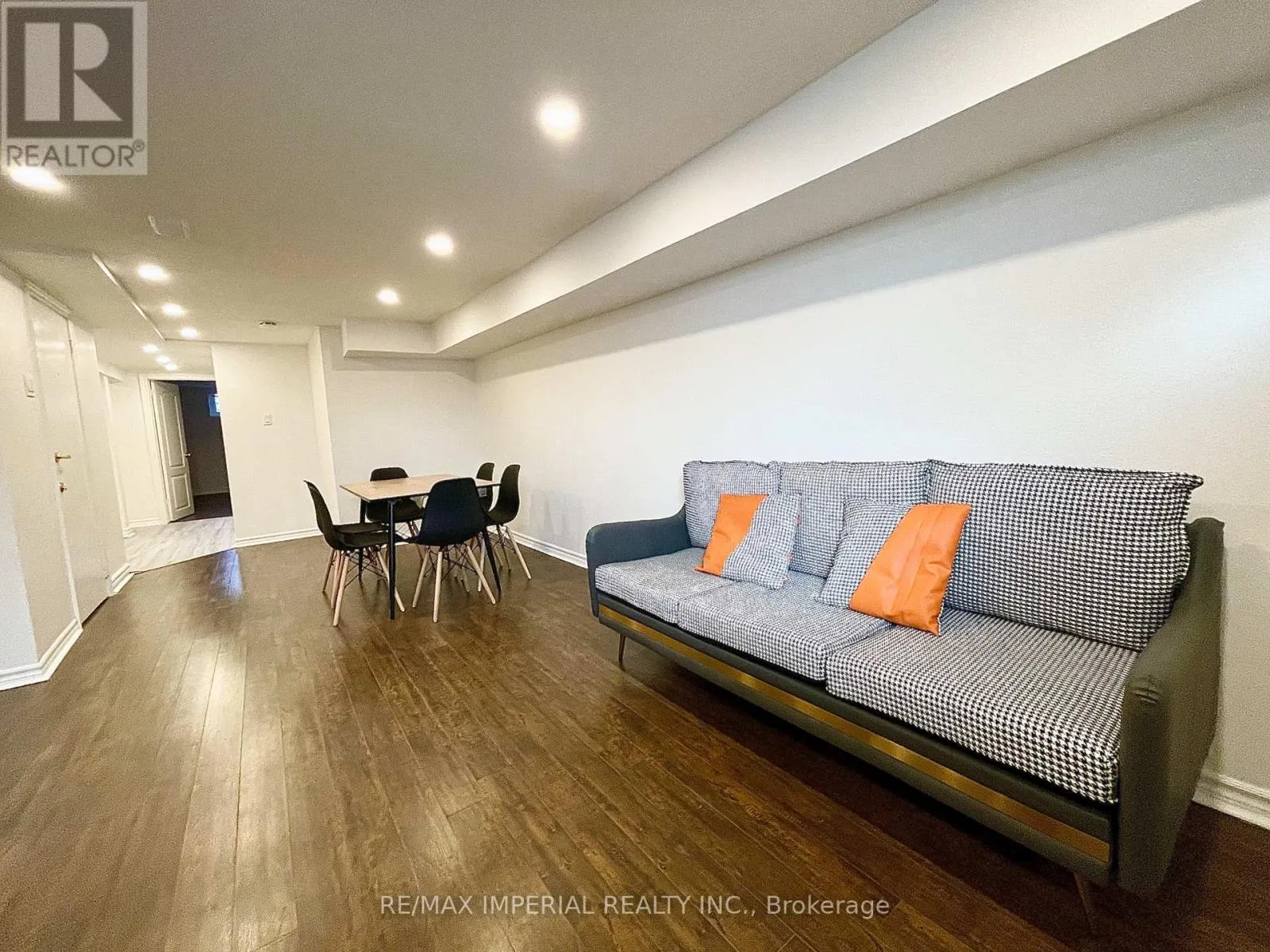 BSMT - 254 BROWNDALE CRESCENT