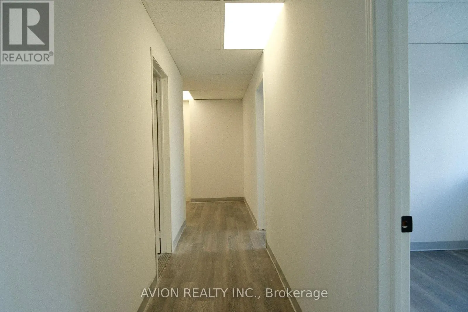 7027 YONGE STREET
