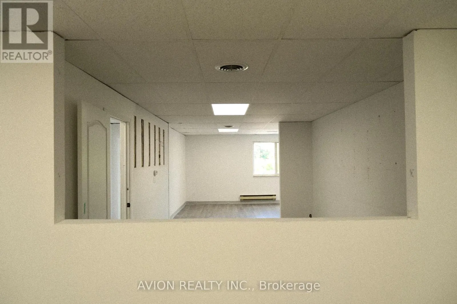 7027 YONGE STREET
