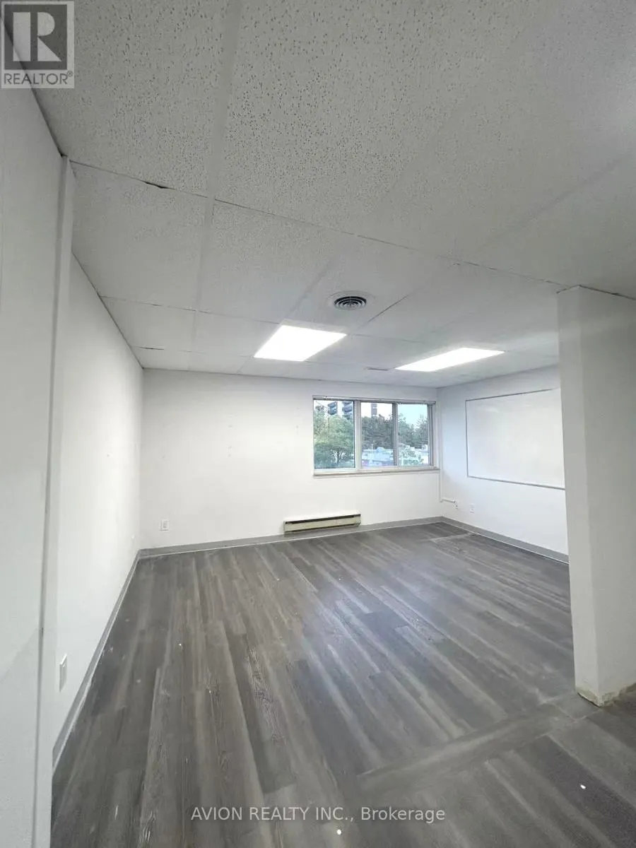 7027 YONGE STREET