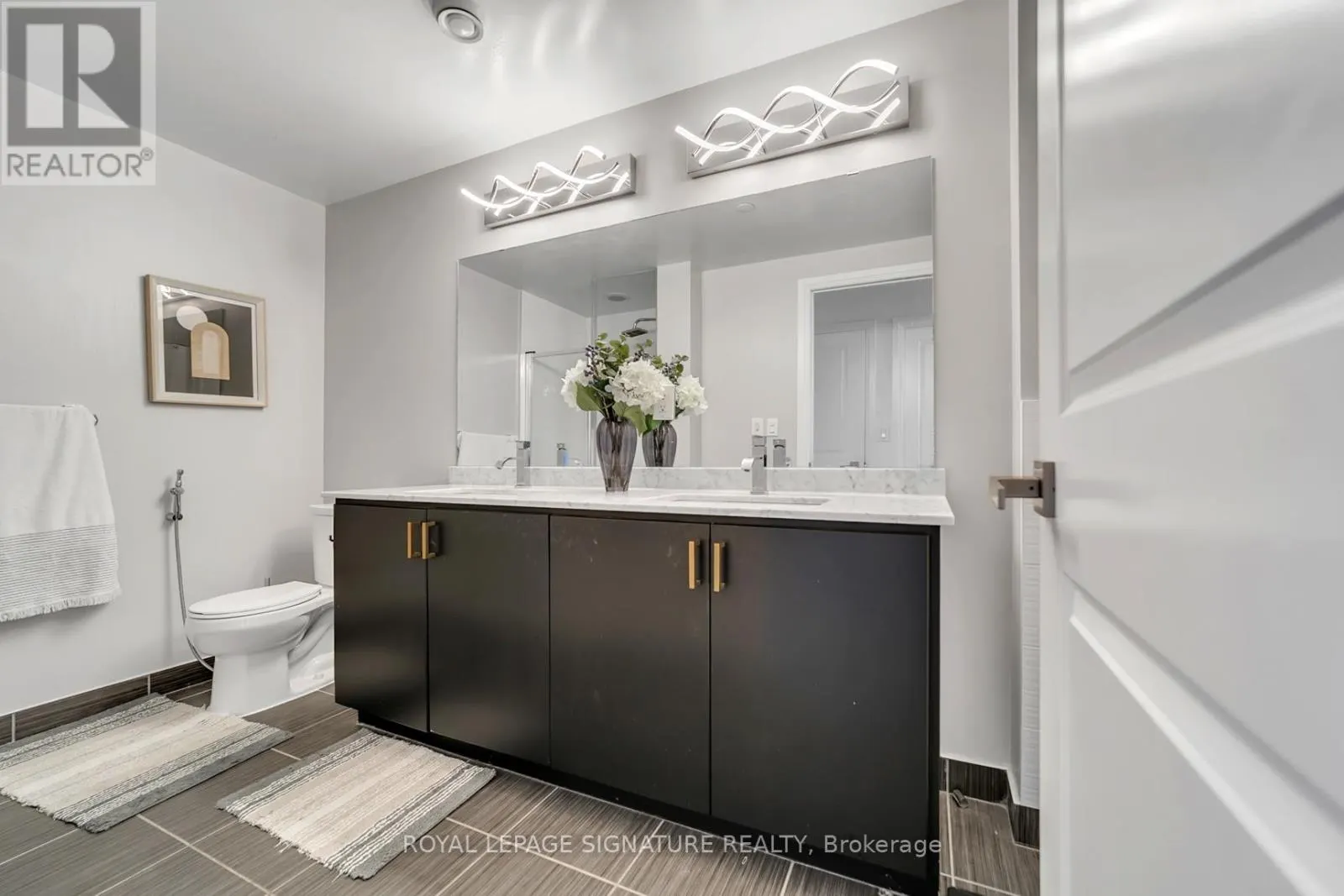 PH316 - 7161 YONGE STREET
