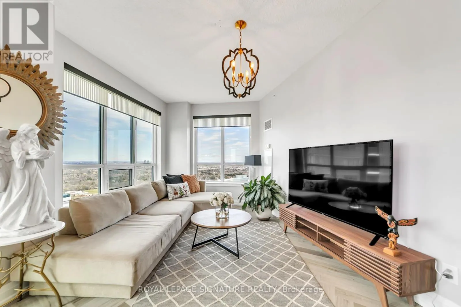 PH316 - 7161 YONGE STREET
