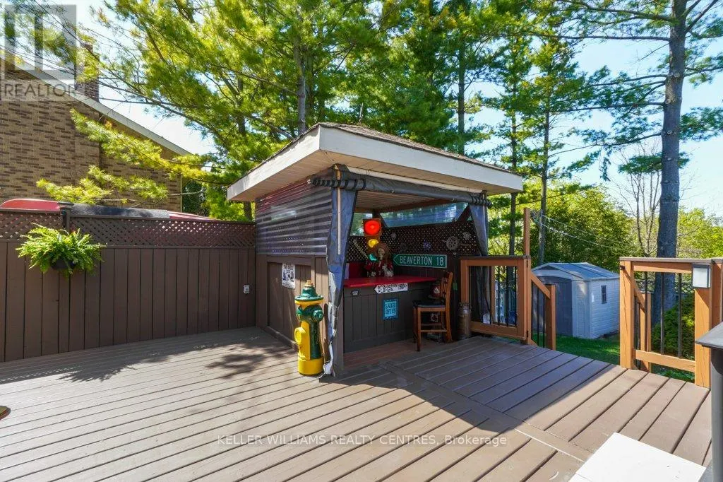 34 MEADOWLANDS DRIVE