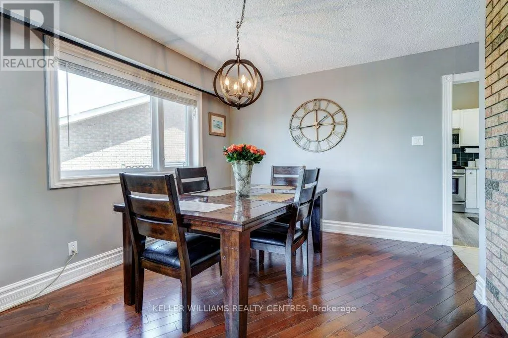 34 MEADOWLANDS DRIVE