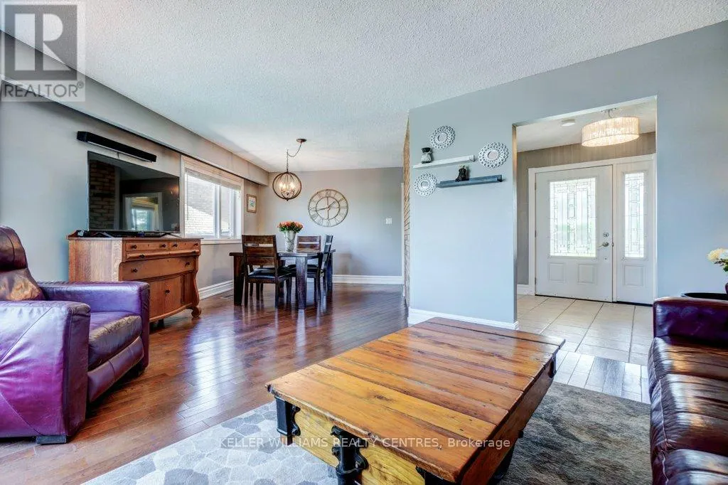 34 MEADOWLANDS DRIVE