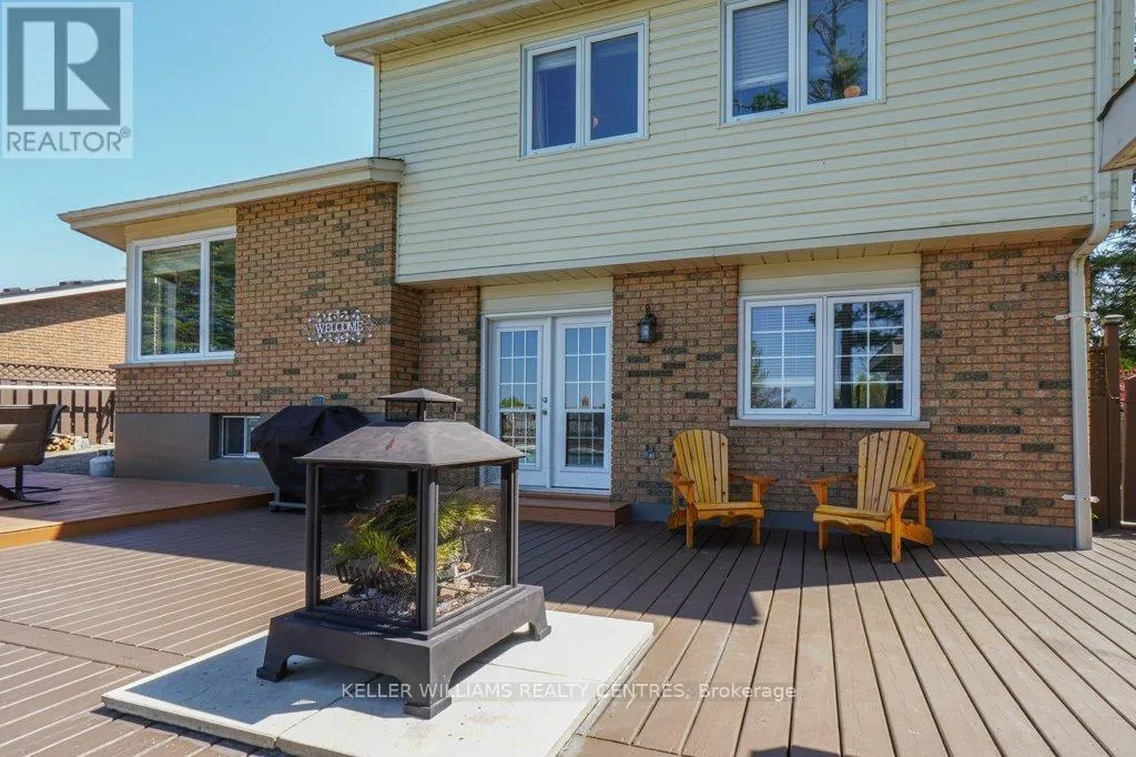 34 MEADOWLANDS DRIVE