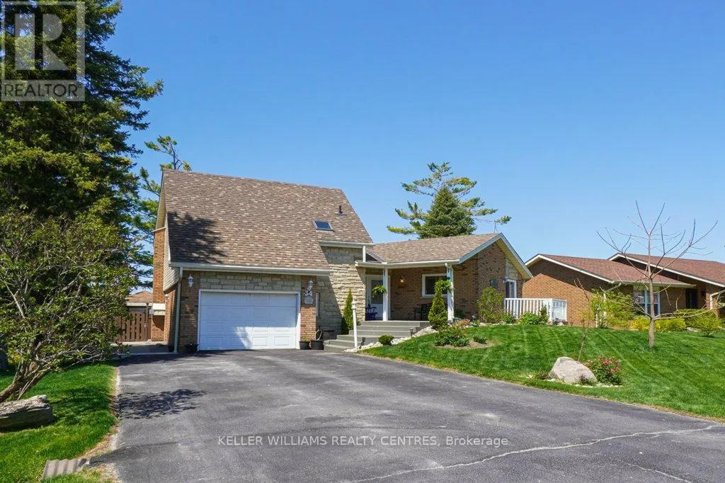 34 MEADOWLANDS DRIVE
