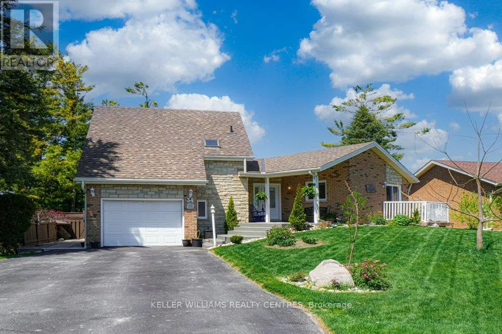 34 MEADOWLANDS DRIVE