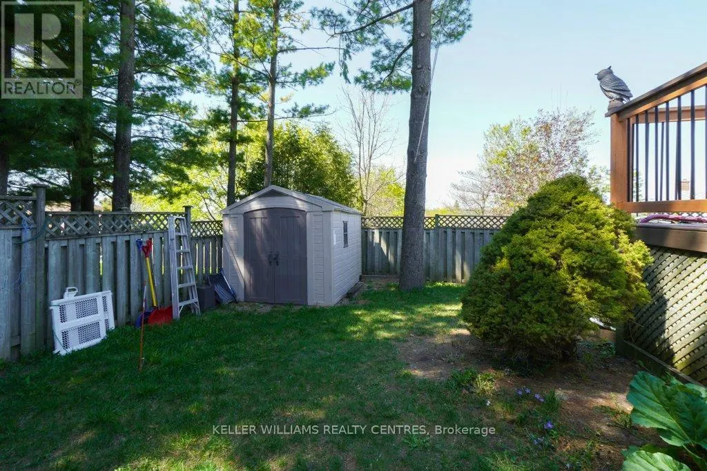 34 MEADOWLANDS DRIVE